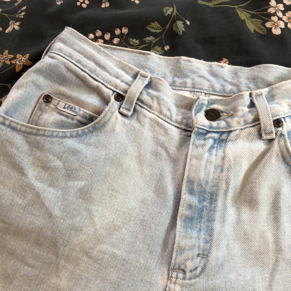 Vintage Lee High Waist Light Wash Straight Leg Authentic Mom Jeans - Picture 6 of 13